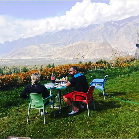 Hotel Mountain Lodge Скарду Екстер'єр фото
