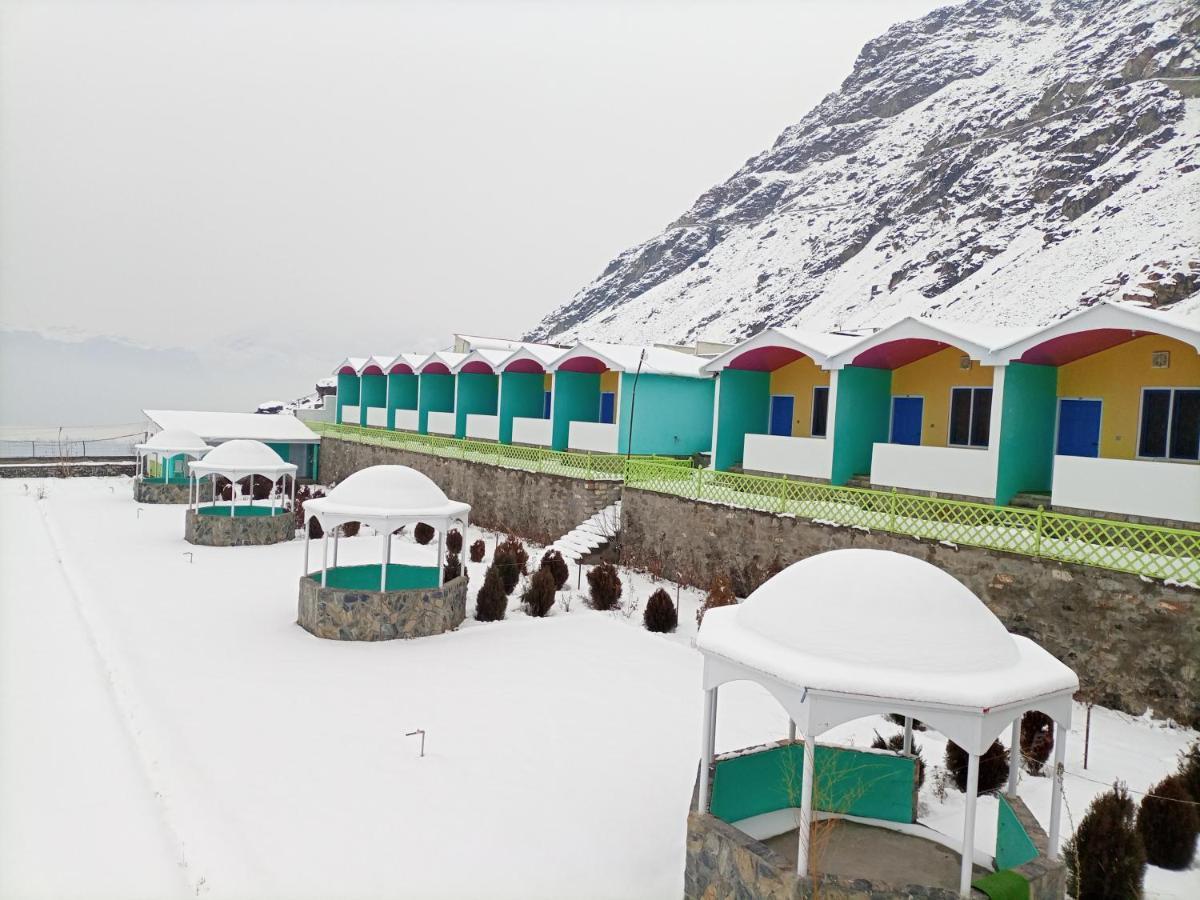 Hotel Mountain Lodge Скарду Екстер'єр фото