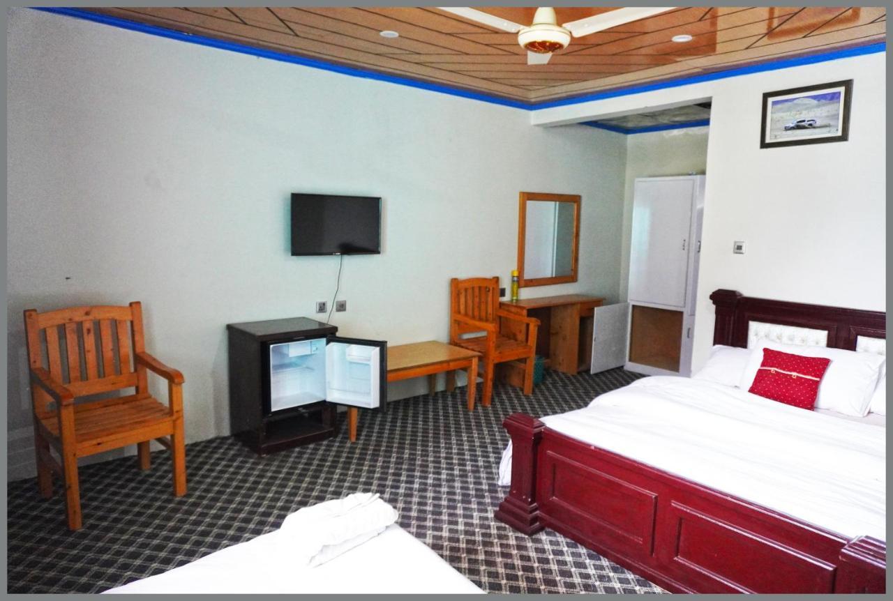 Hotel Mountain Lodge Скарду Екстер'єр фото