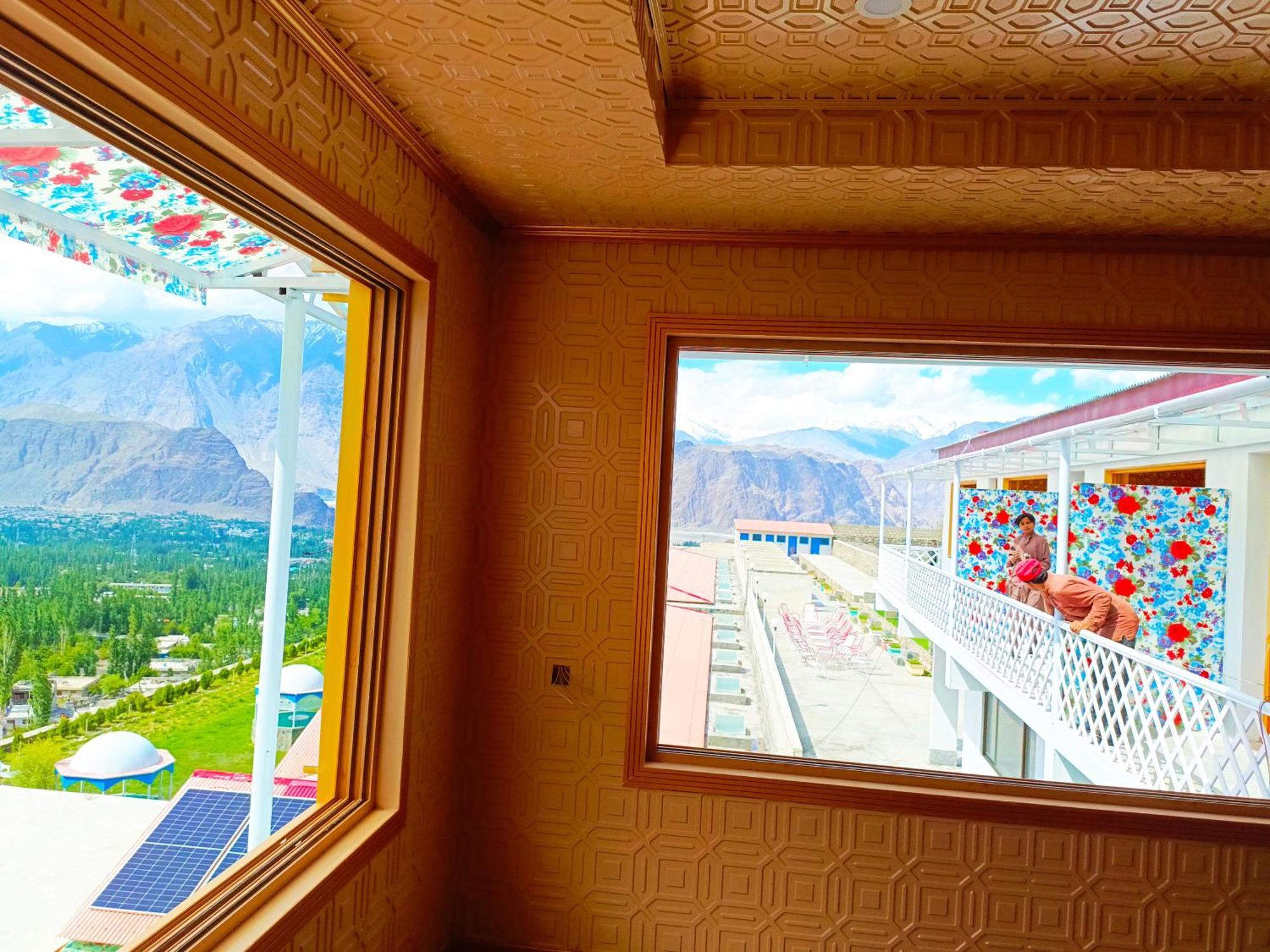 Hotel Mountain Lodge Скарду Екстер'єр фото