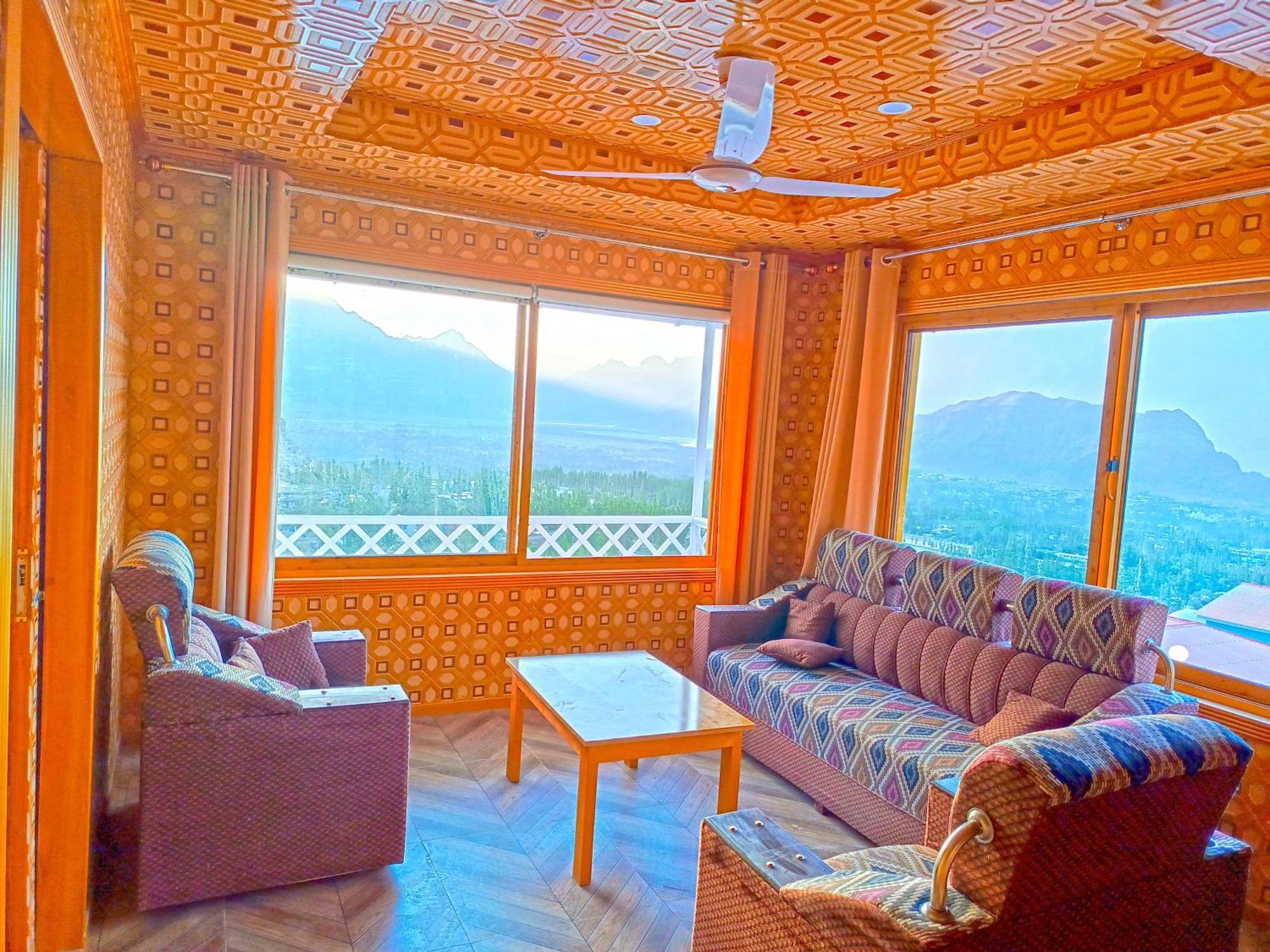 Hotel Mountain Lodge Скарду Екстер'єр фото